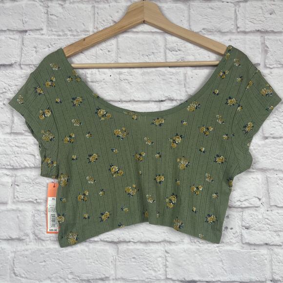 J4525 Colsie Green Floral Cropped Top size XL - Picture 6 of 6